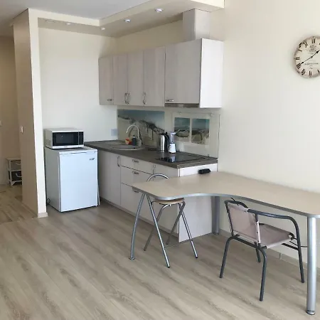 Διαμέρισμα 1-комная студия площадью 32 кв.м. в Ozas Park